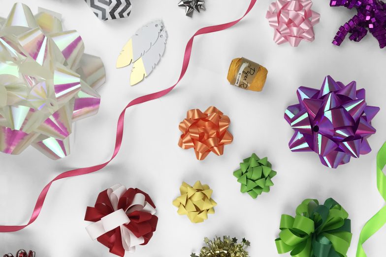 BOWS AND RIBBONS Flat Lay